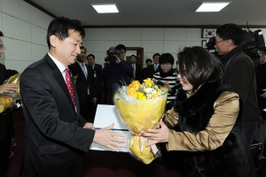 한국여성유권자 충북연맹 의정활동 우수의원 수상 1번째