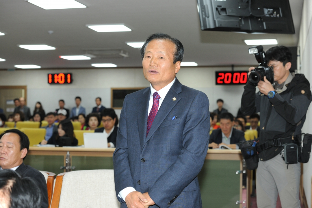  1번째