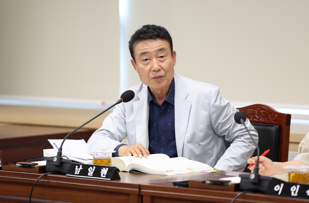  8번째