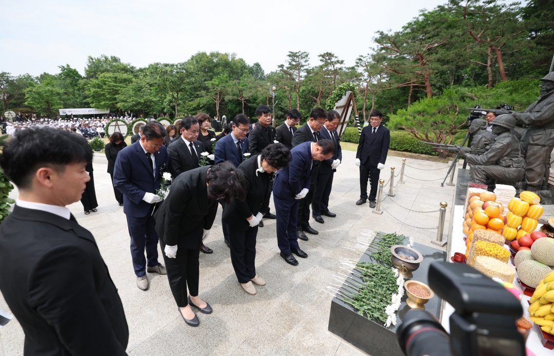  1번째