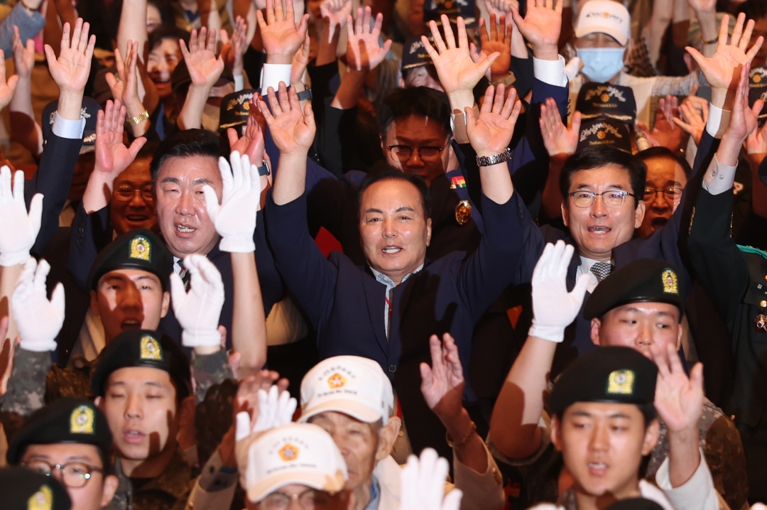  1번째