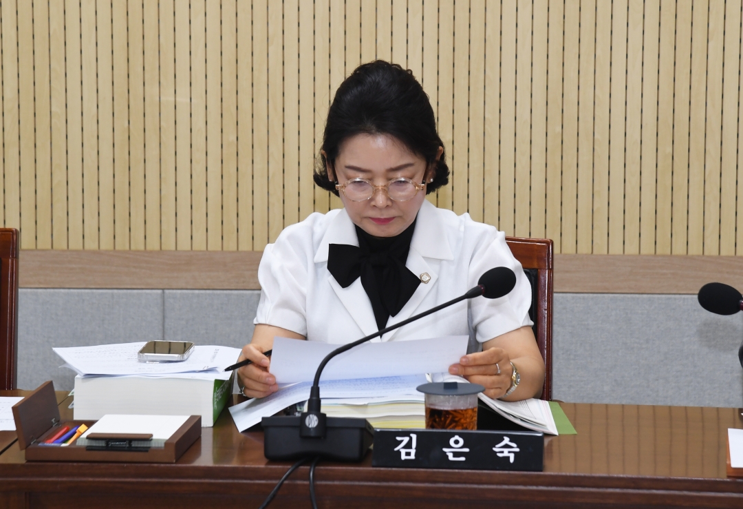  8번째