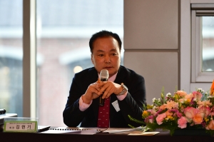  3번째