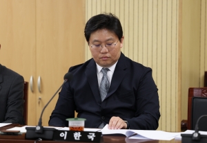  8번째