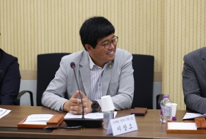  8번째
