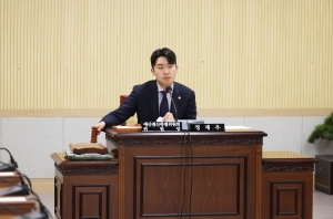  8번째