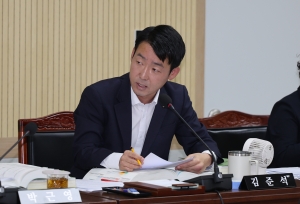  6번째