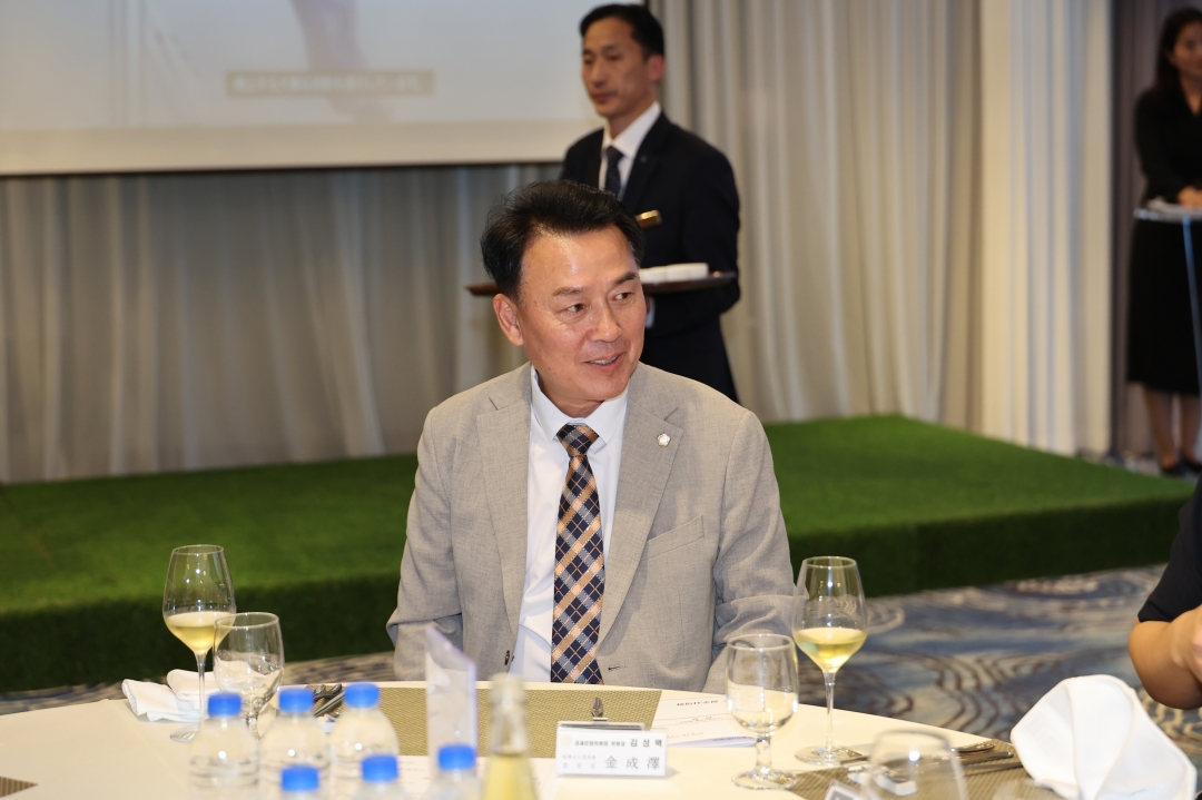 니가타시의회 대표단 청주시의회 방문 26번째