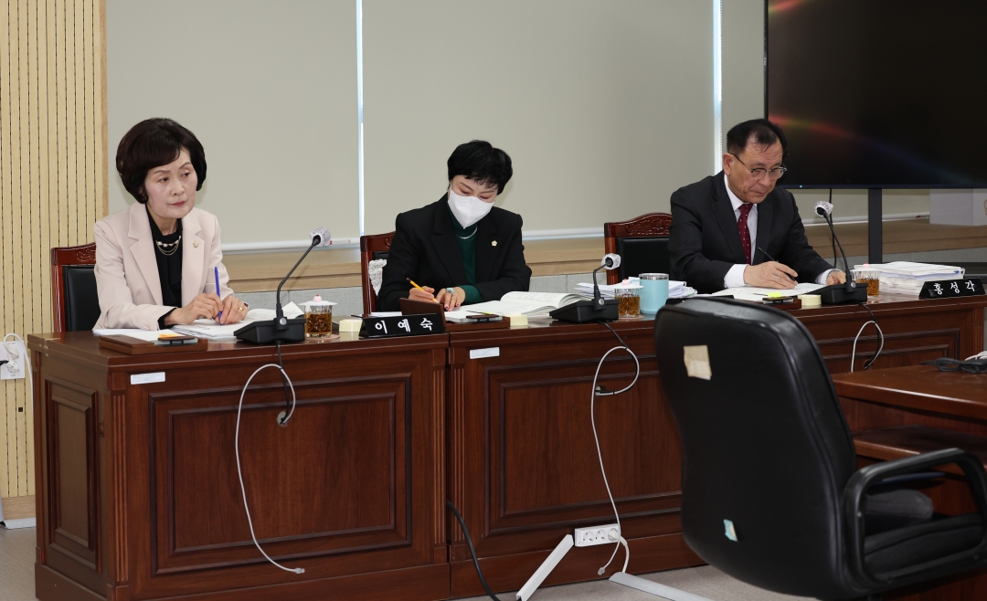 제98회 제2차 정례회 복지교육위원회 2025년도 행정사무감사 2번째
