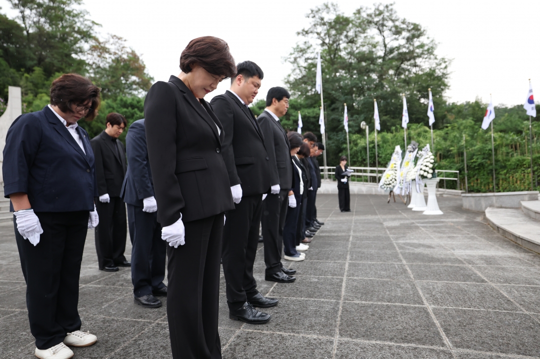  6번째