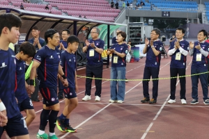  8번째