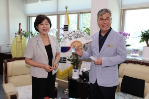  1번째