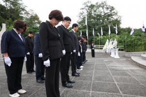  6번째