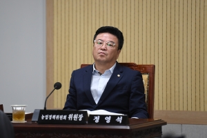  8번째