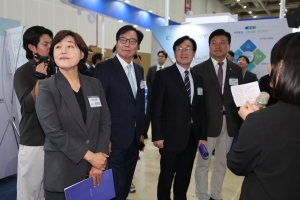  8번째
