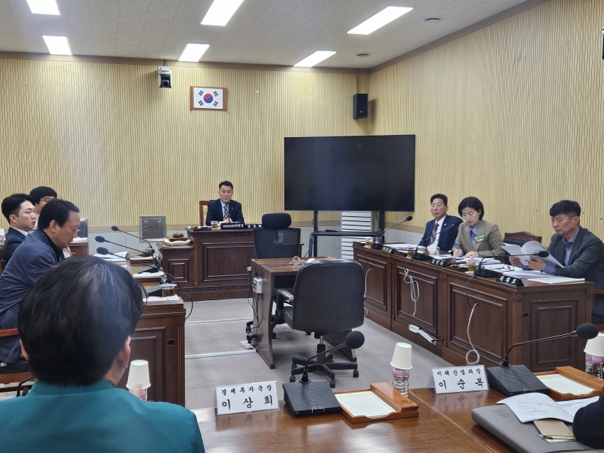 청주시의회 경제문화위원회,‘상가 가스폭발 사고’ 긴급 간담회 개최
