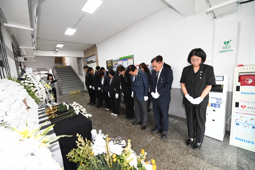 청주시의회, 오송참사 3주기 시민분향소 참배