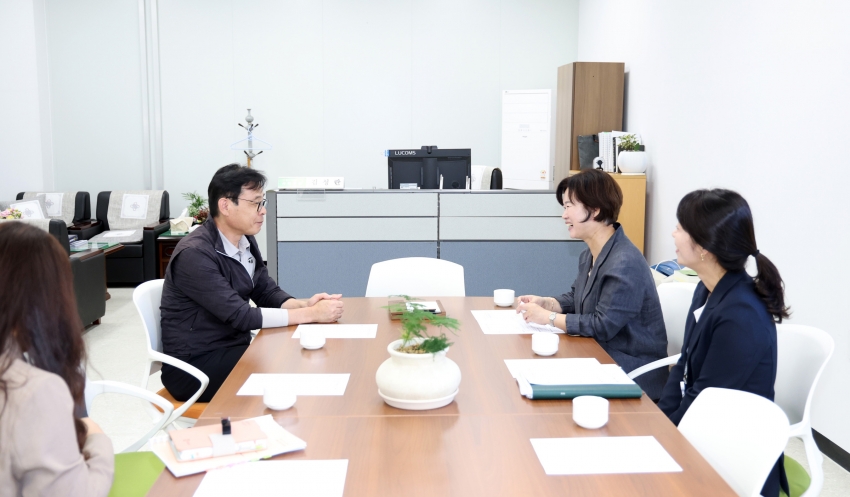 청주시의회, 수원특례시의회에 의정지원 운영 노하우 전수