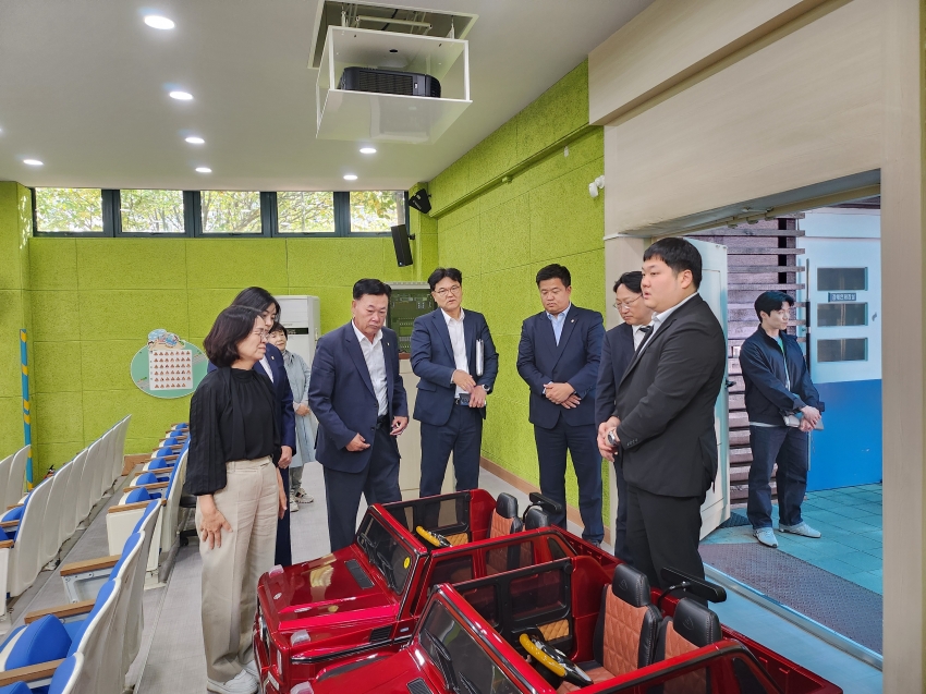 청주시의회 도시건설위원회, 어린이교통안전교육장 현장 점검