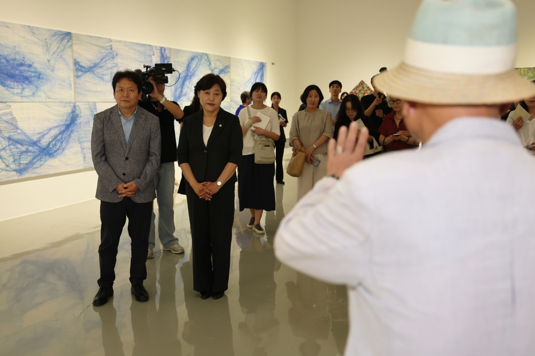 청주시립미술관 개관 10주년 특별전 개막식 6번째