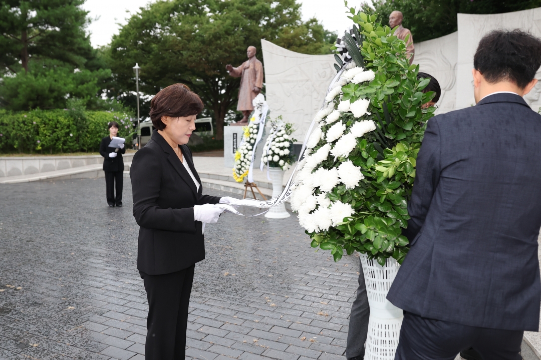 제81주년 광복절 참배 및 기념행 9번째