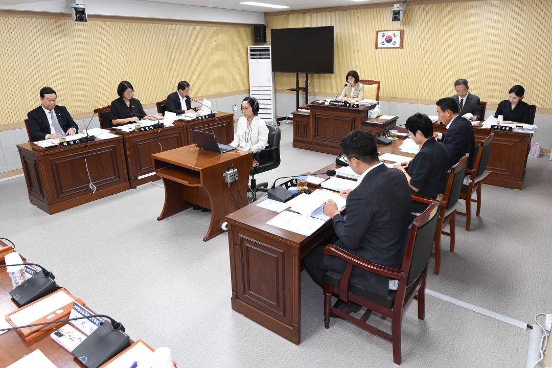 제105회 임시회 제1차 행정안전위원회 1번째