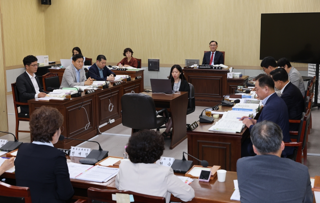 제105회 임시회 제4차 경제문화위원회 1번째
