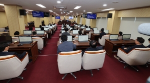 제102회 임시회 제1차 본회의 1번째