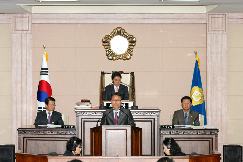 김영근의원, 의안심사 결과보고